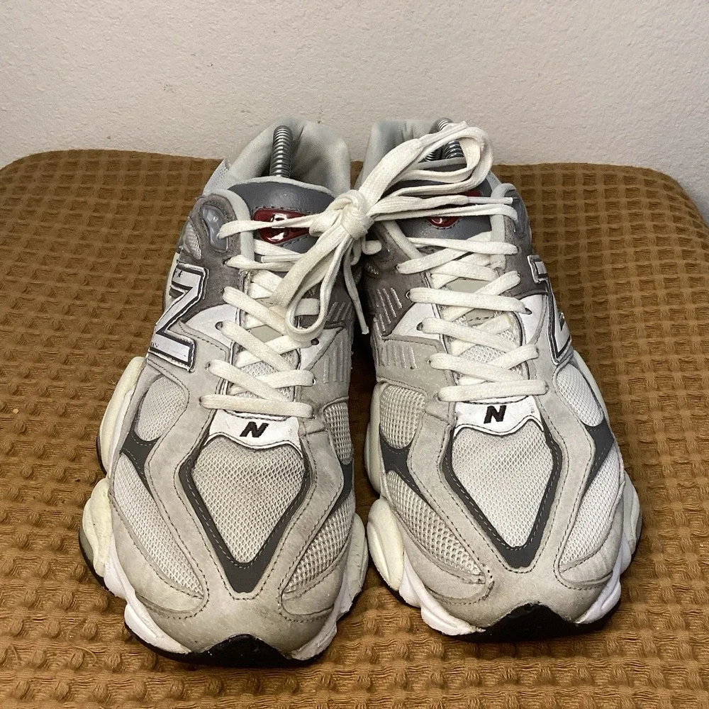 New Balance 9060 Mens 8.5 Rain Cloud Grey Gray White Castle Rock Suede U9060GRY